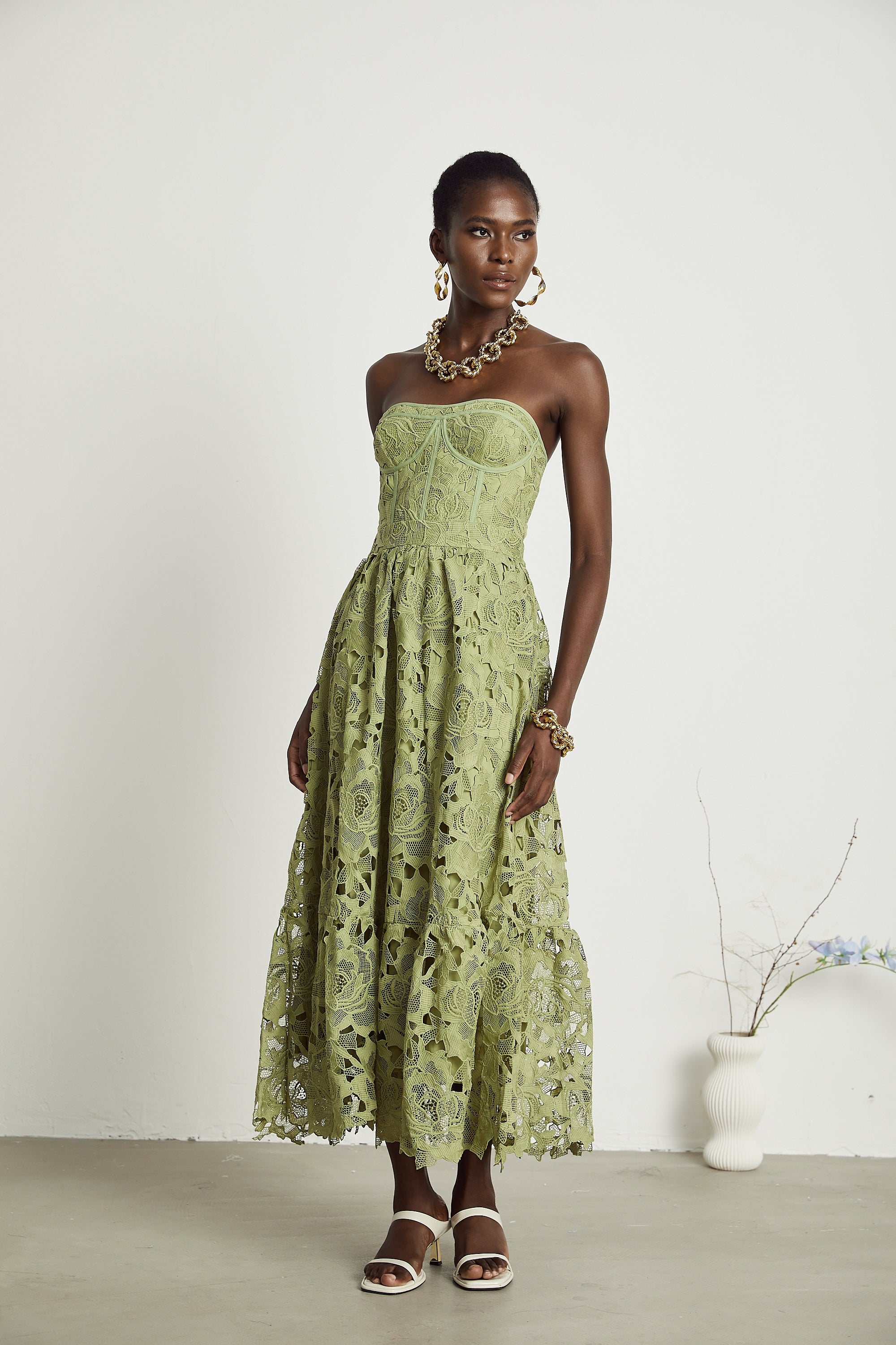 Elegant Green Embroidered Formal Midi Dress