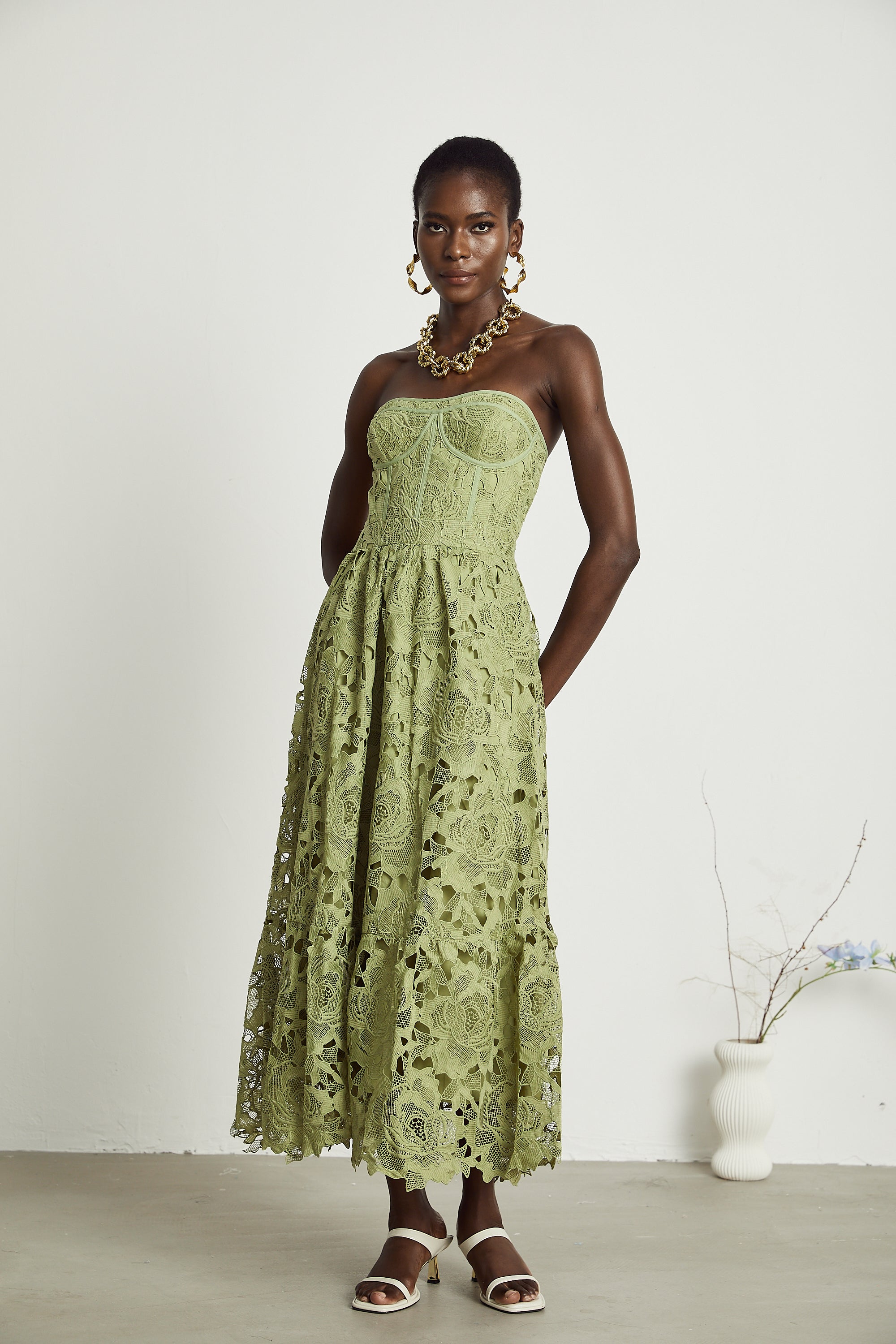 Elegant Green Embroidered Formal Midi Dress