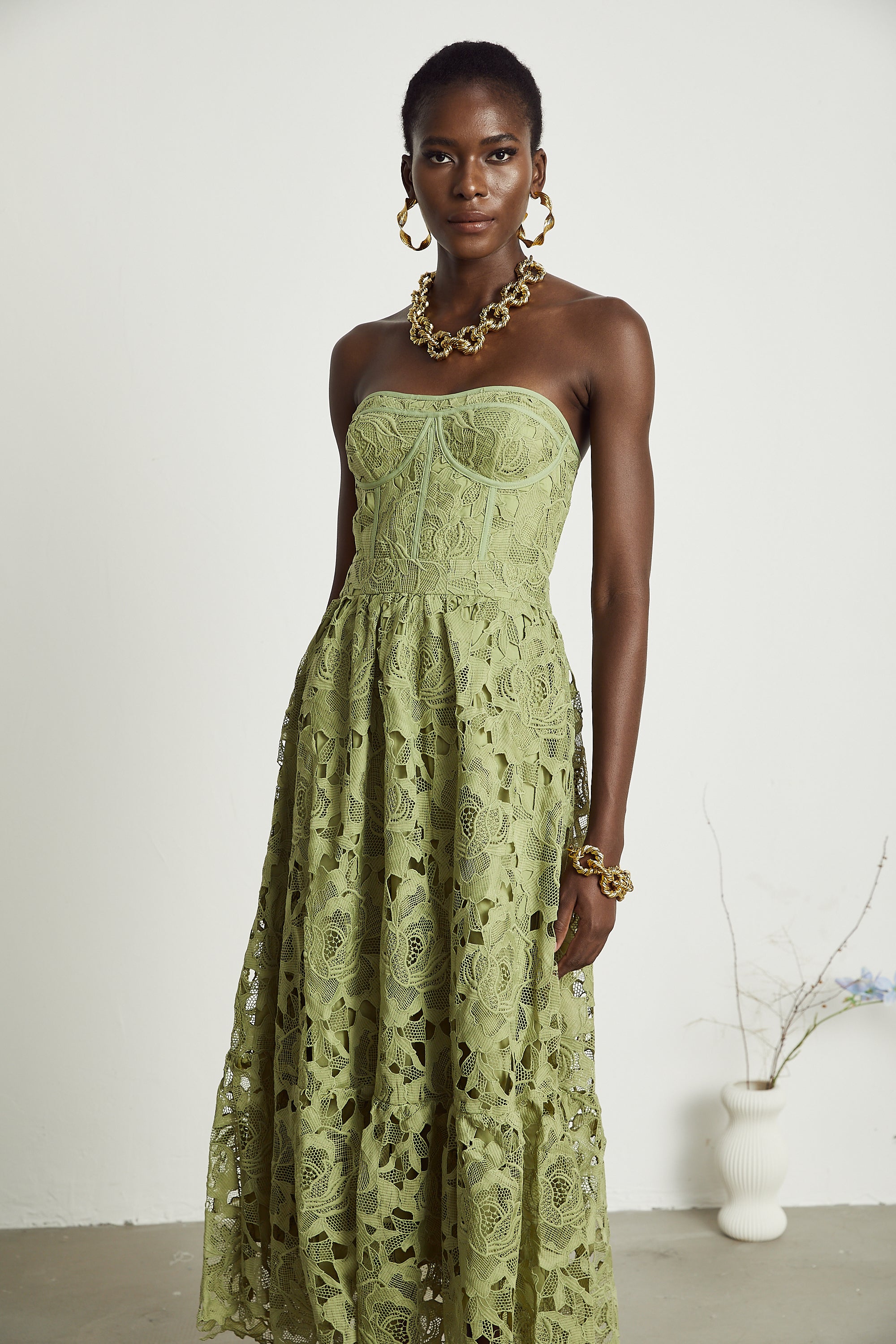 Elegant Green Embroidered Formal Midi Dress