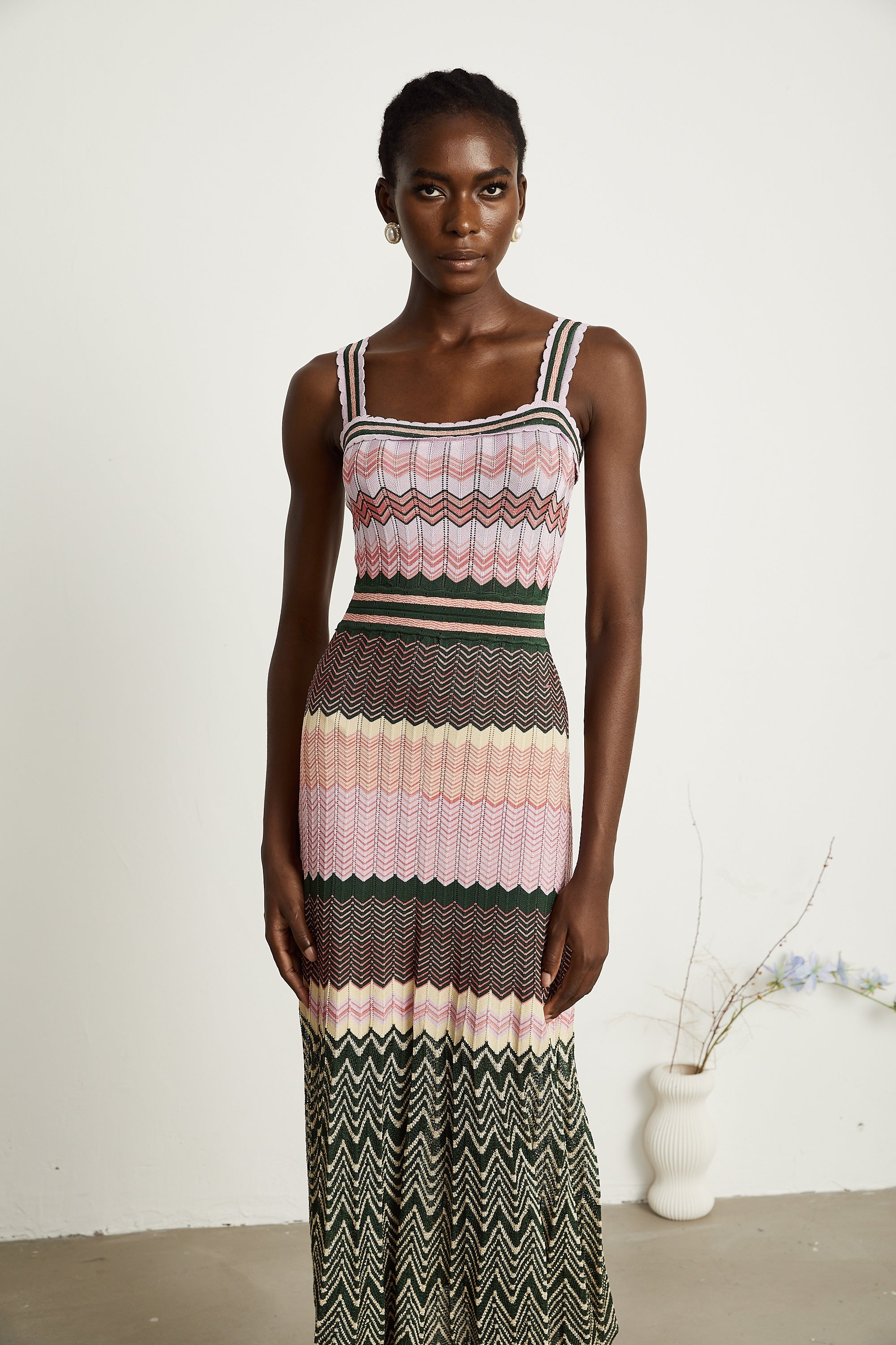 Contrast Color Knitted Midi Dress