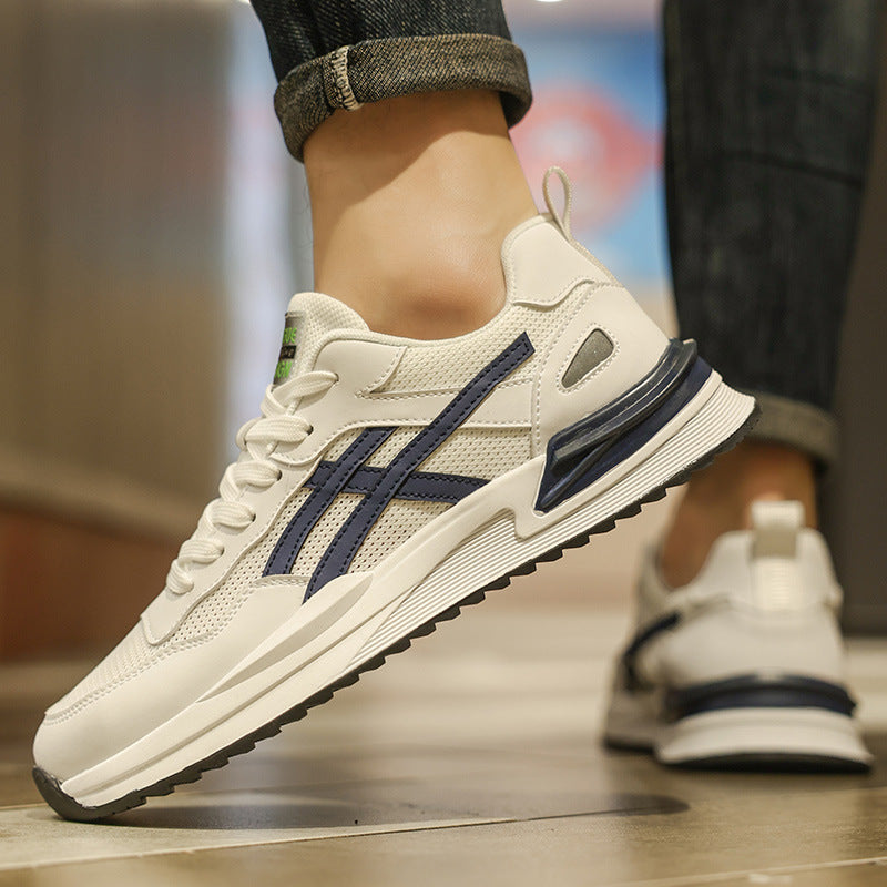 Sneakers Men's Casual in Black and White with a Simple, Elegant Design