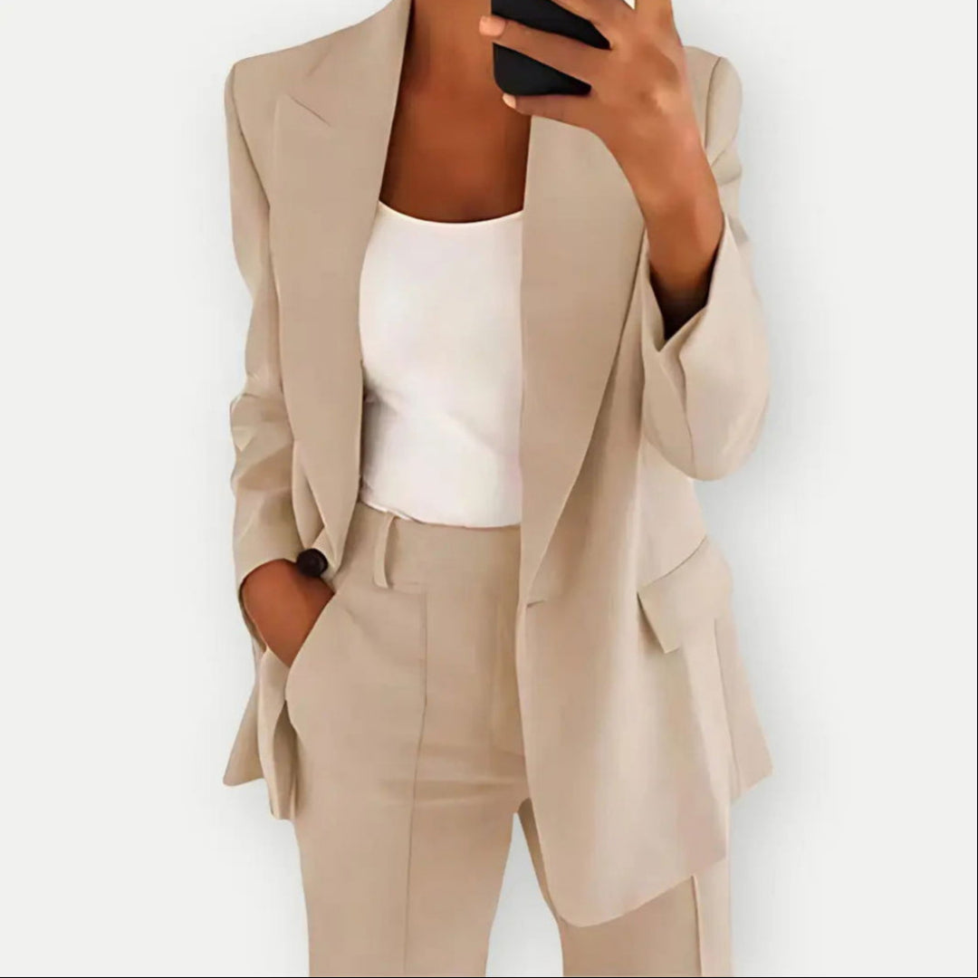 Women’s Suit Set with Tailored Blazer and Straight-Leg Trousers