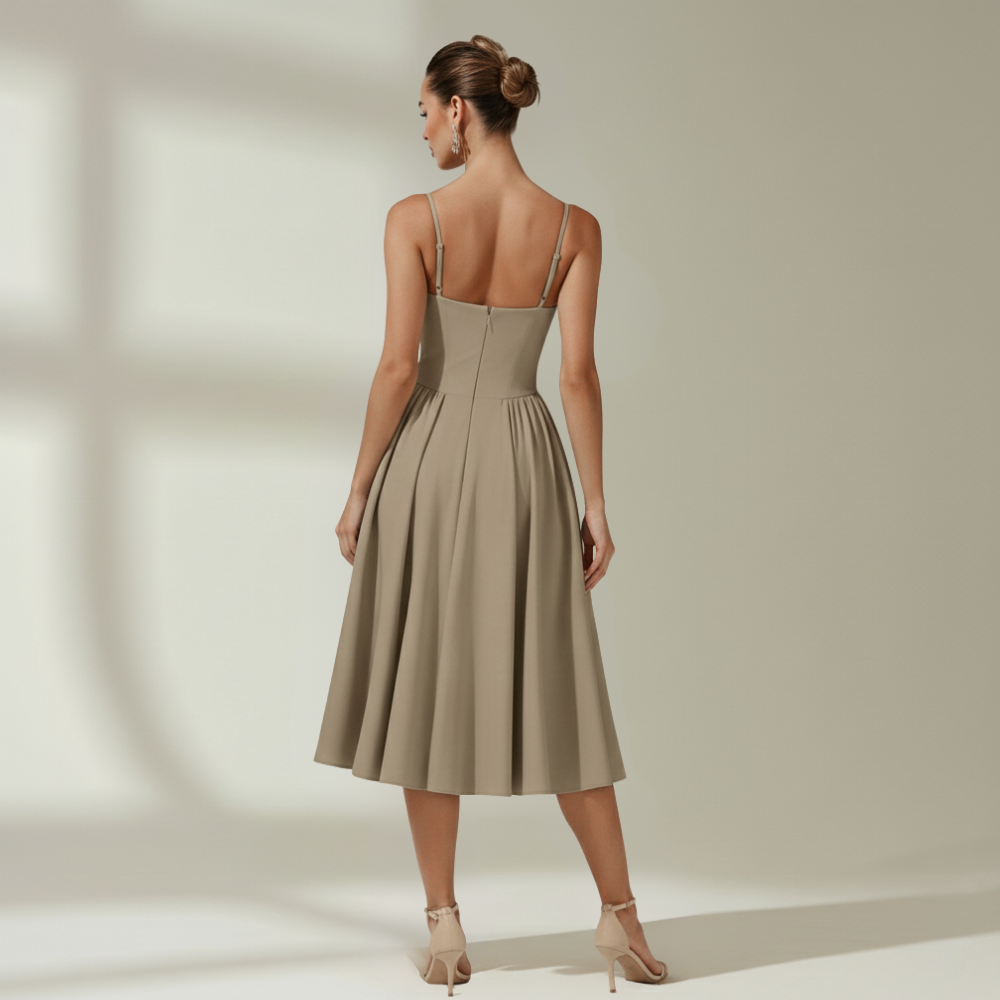 Stylish Women’s Midi Dress – Sweetheart Neck Design