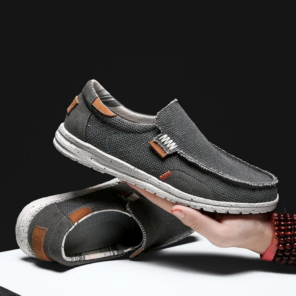 Sneakers in Lightweight Casual Canvas with Padded Lining
