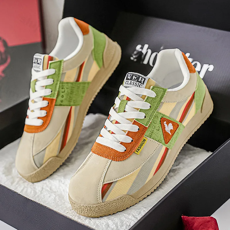 Sneakers in Retro Suede and Mesh with Sculpted Non-Slip Sole