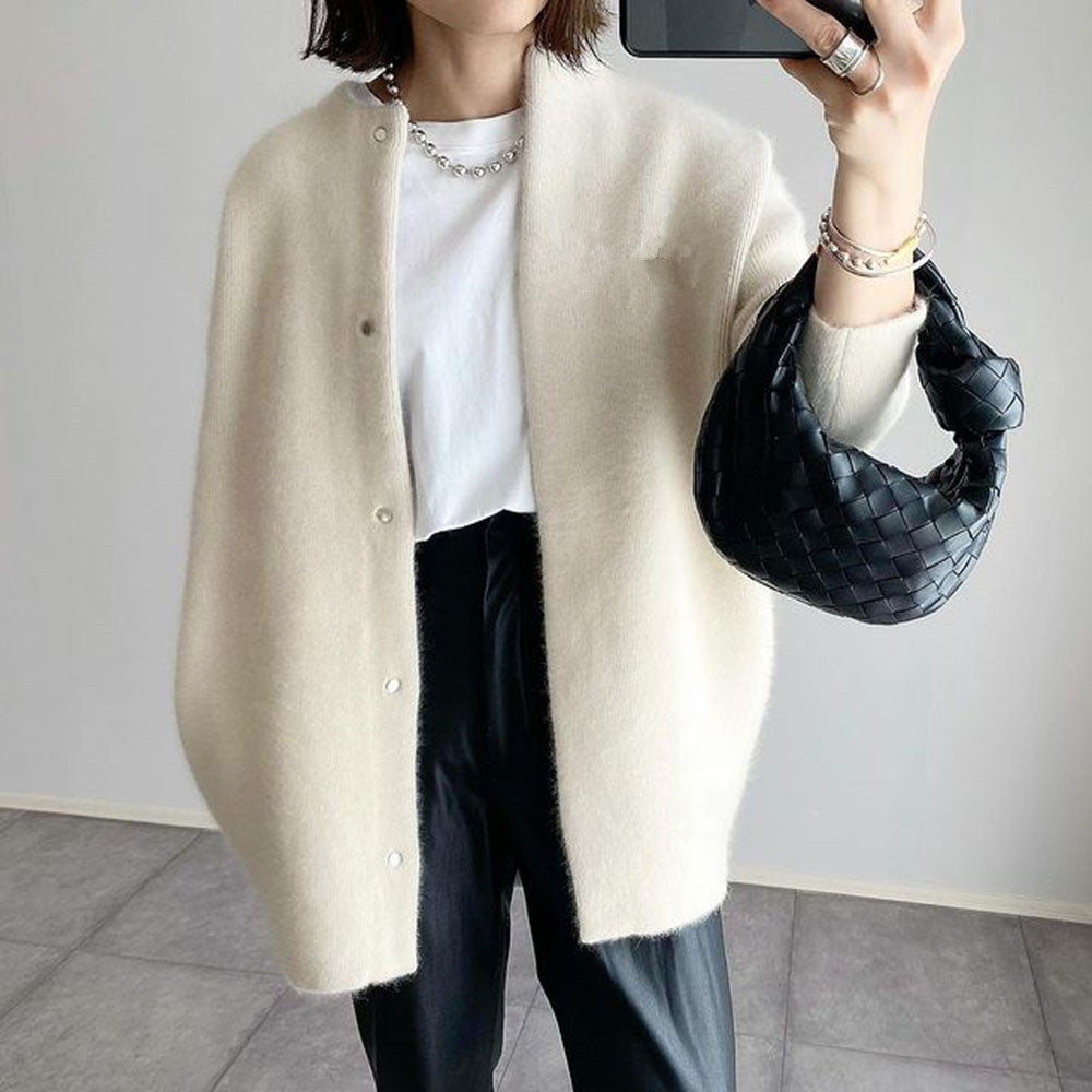 Elegant Women's Cardigan, Relaxed Fit