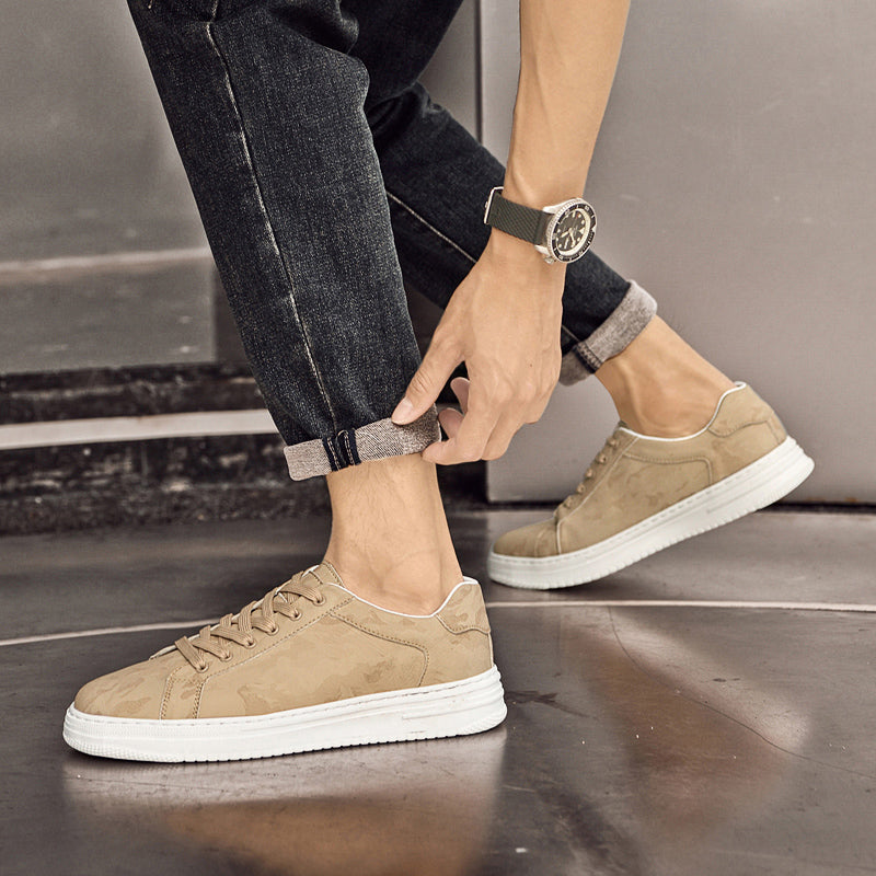 Sneakers in Versatile Design Canyon Colour Genuine Leather