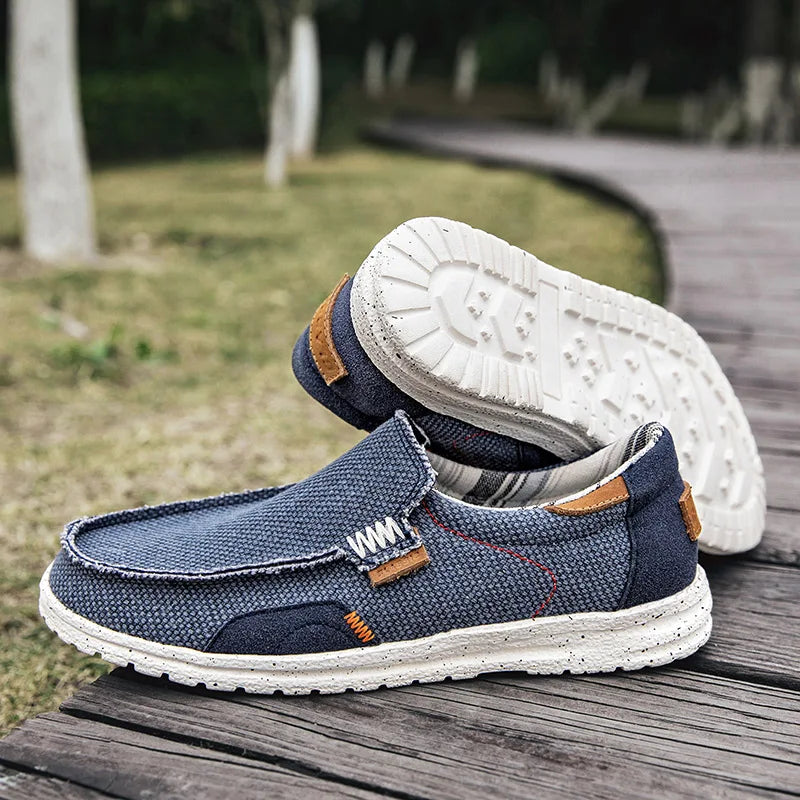 Sneakers in Lightweight Casual Canvas with Padded Lining
