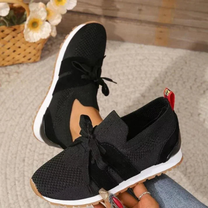 Lightweight Women’s Orthopedic Sneakers in Breathable Mesh