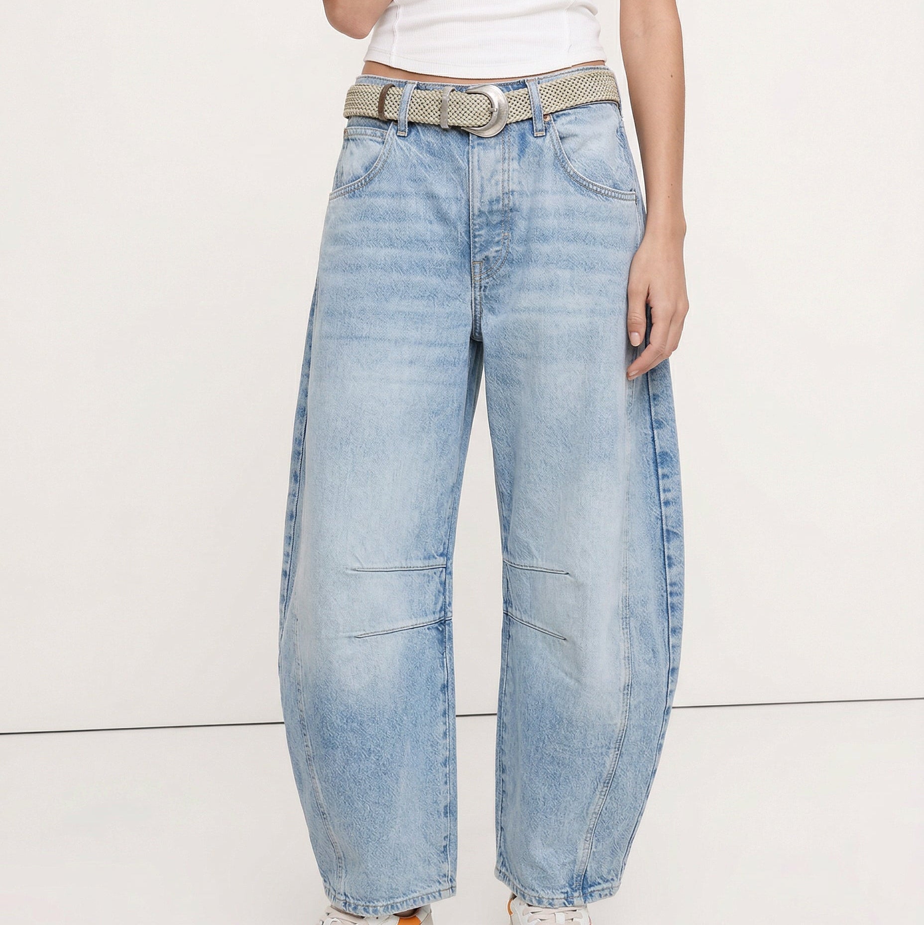 Women's Barrel Leg Ankle Length Jeans | Curved Leg Denim Pants
