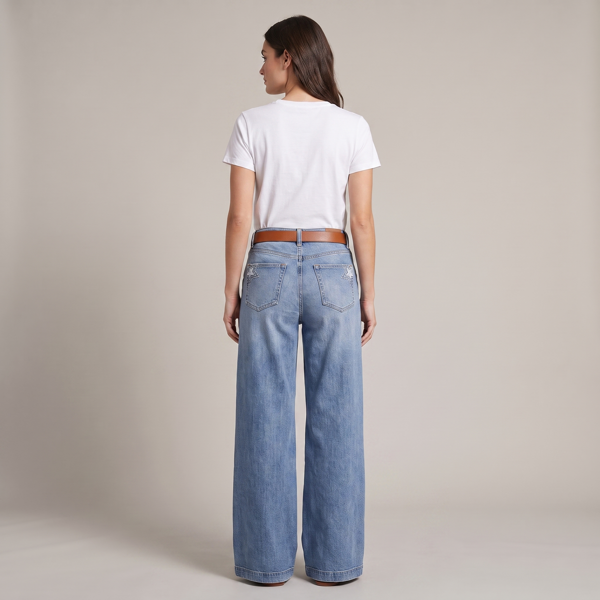 Elegant Mid Rise Baggy Jeans