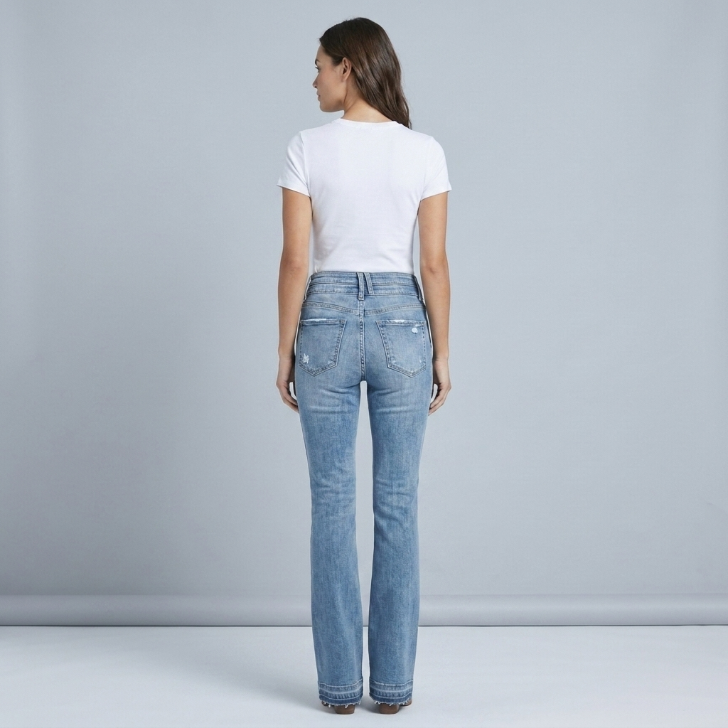Vintage Flare Jeans in Distressed Denim