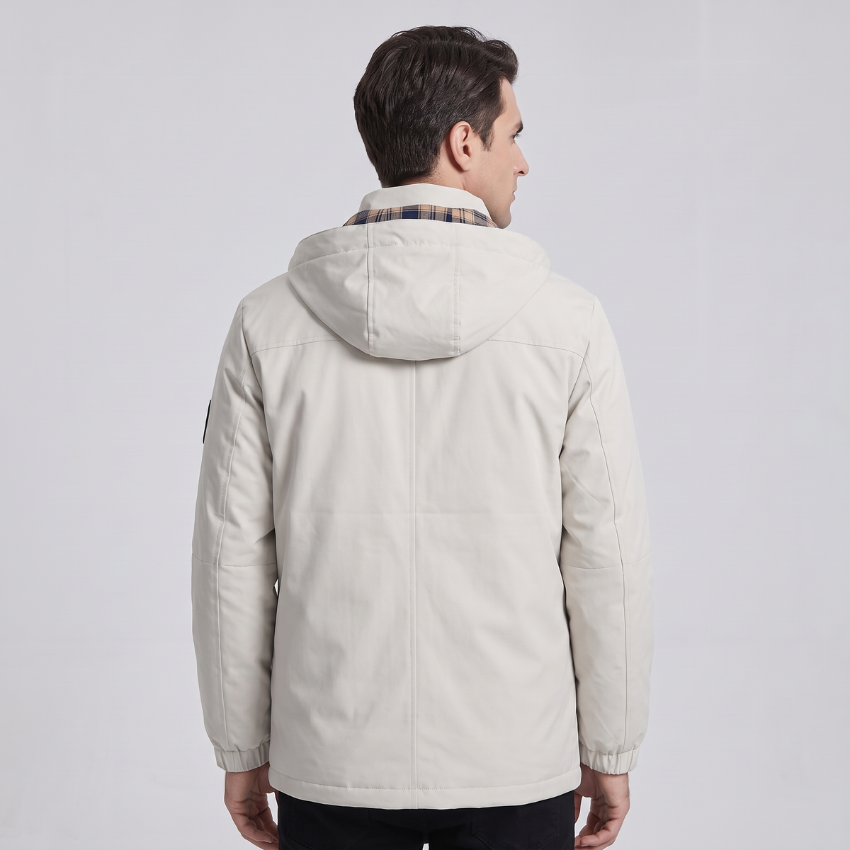 Men’s Winter Jacket Windproof and Waterproof Long-Sleeved