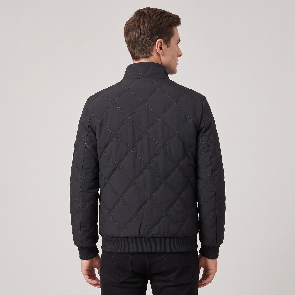 Men’s Winter Jacket with Soft Lining and Zipped Pockets