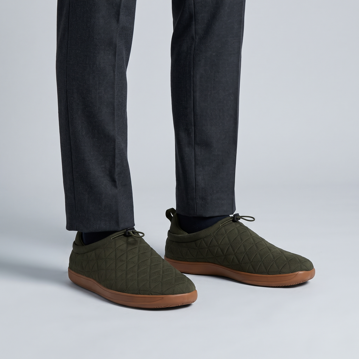 Sneakers Slip-On in Quilted Fabric with Breathable Mesh Lining
