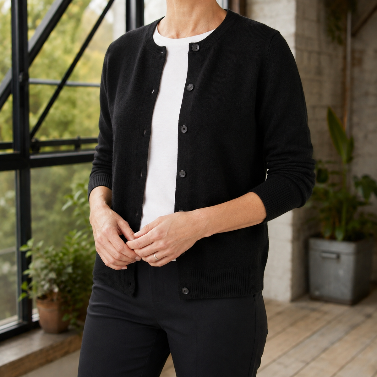Women’s Soft-Knit Cardigan with Round Neck