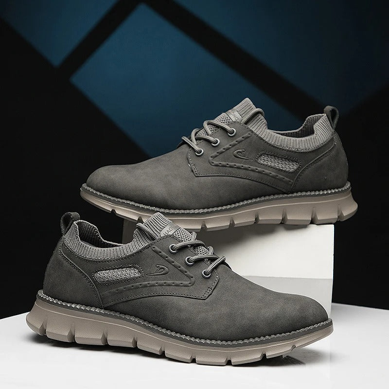 Sneakers Classic Golf Shoes Without Spikes with Padded Insole and Comfortable Collar