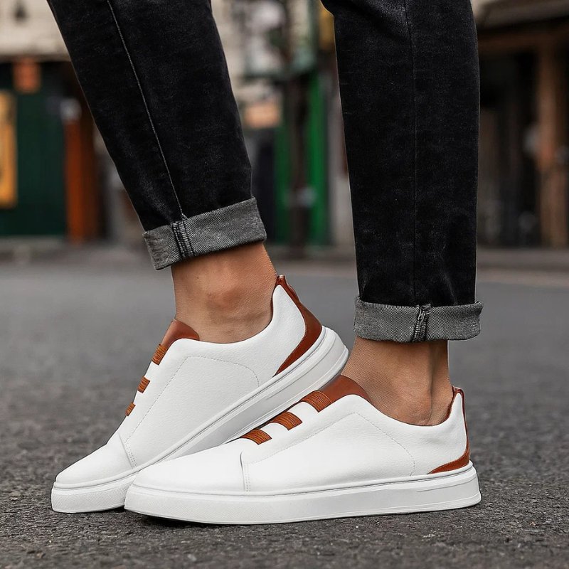 Sneakers Men's Slip-On in Genuine Leather with Elastic Laces and Rubber Sole
