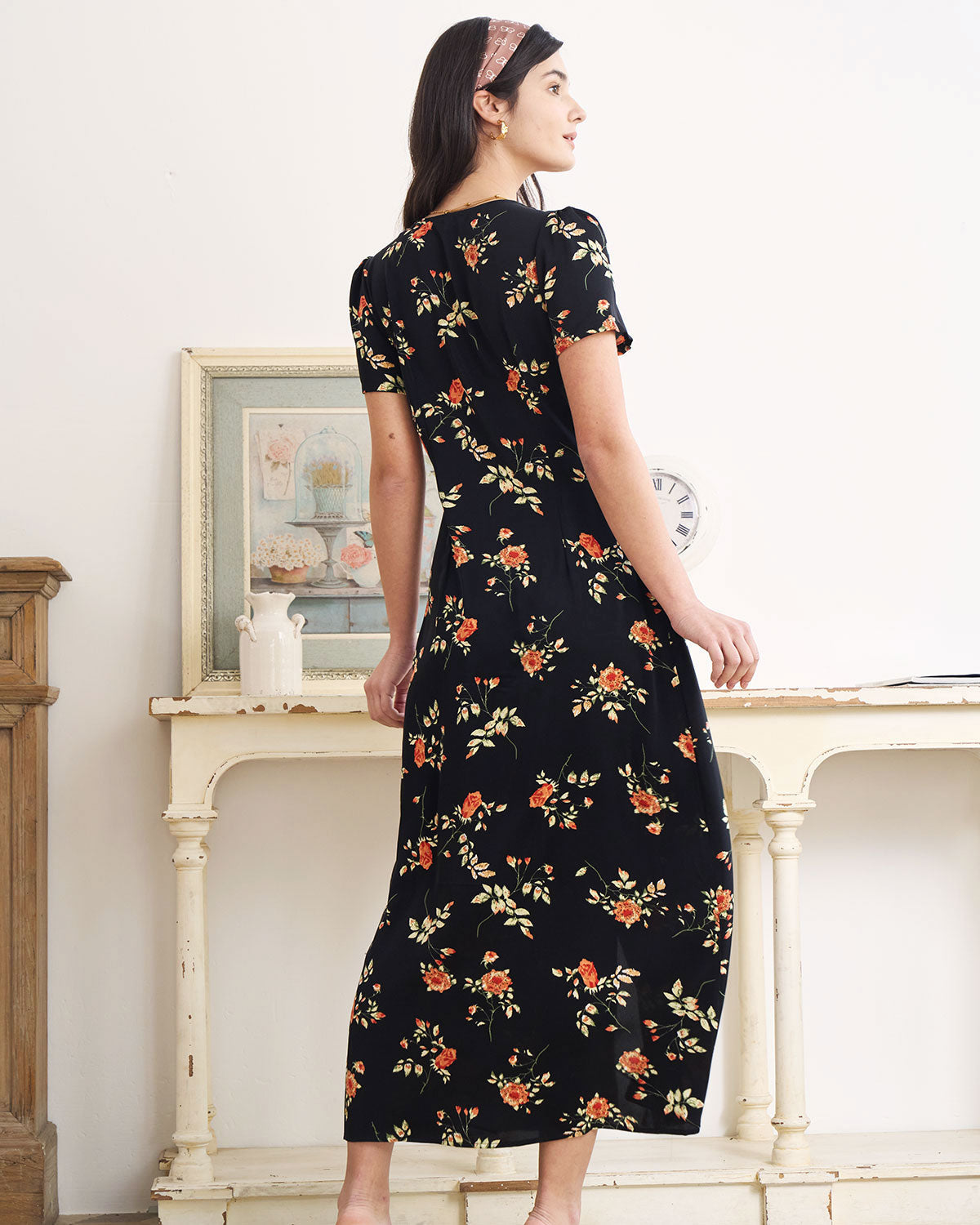 Elegant Black Floral Short Sleeve Midi Dress
