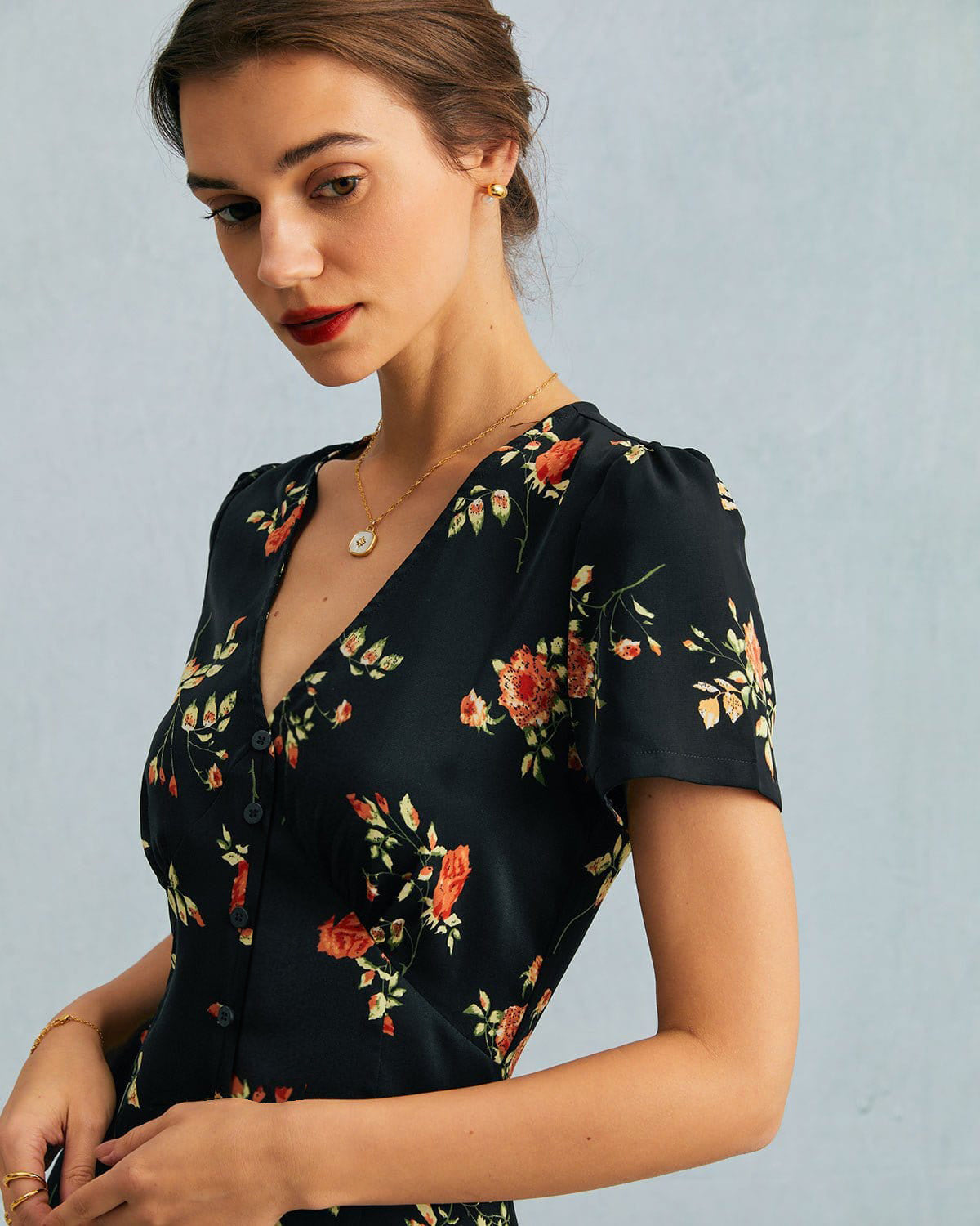 Elegant Black Floral Short Sleeve Midi Dress