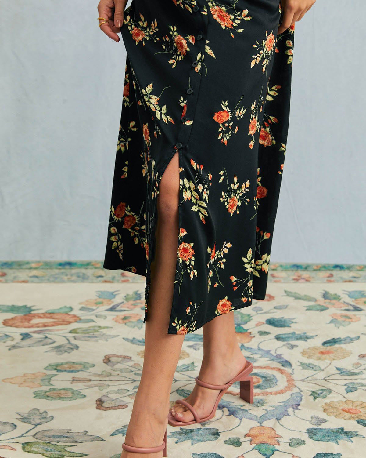 Elegant Black Floral Short Sleeve Midi Dress