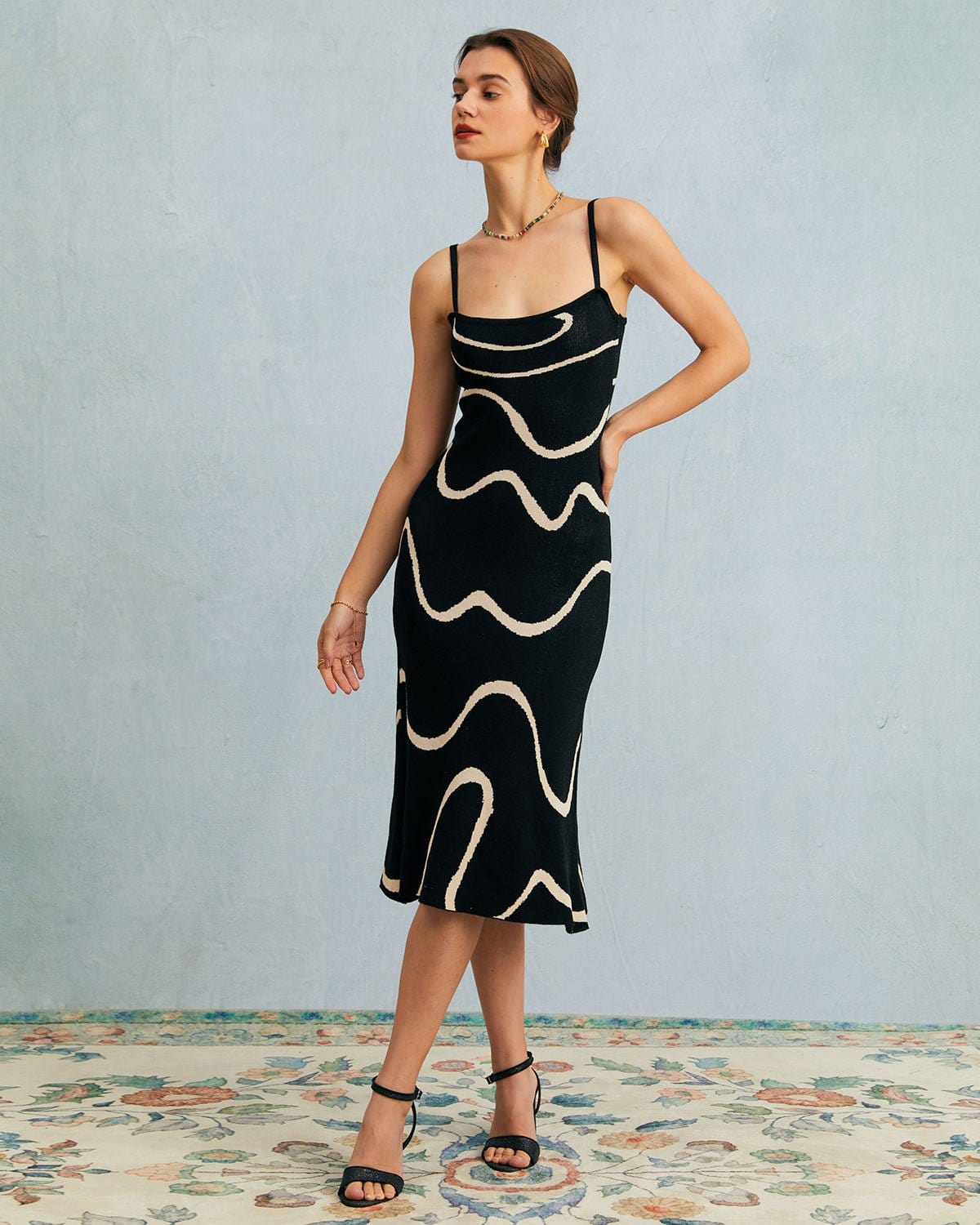 Black Wave Mermaid Hem Knit Midi Dress