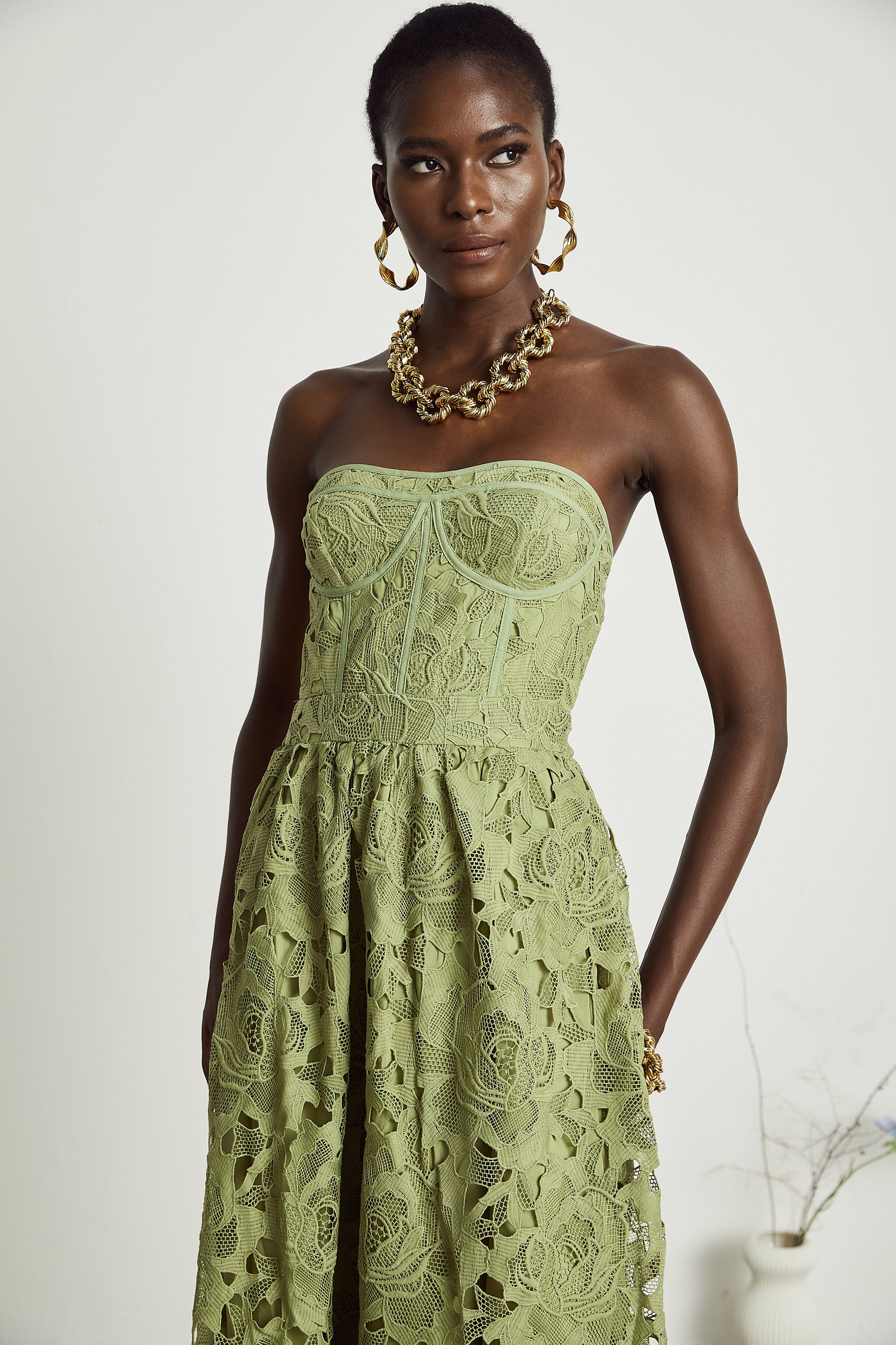 Elegant Green Embroidered Formal Midi Dress