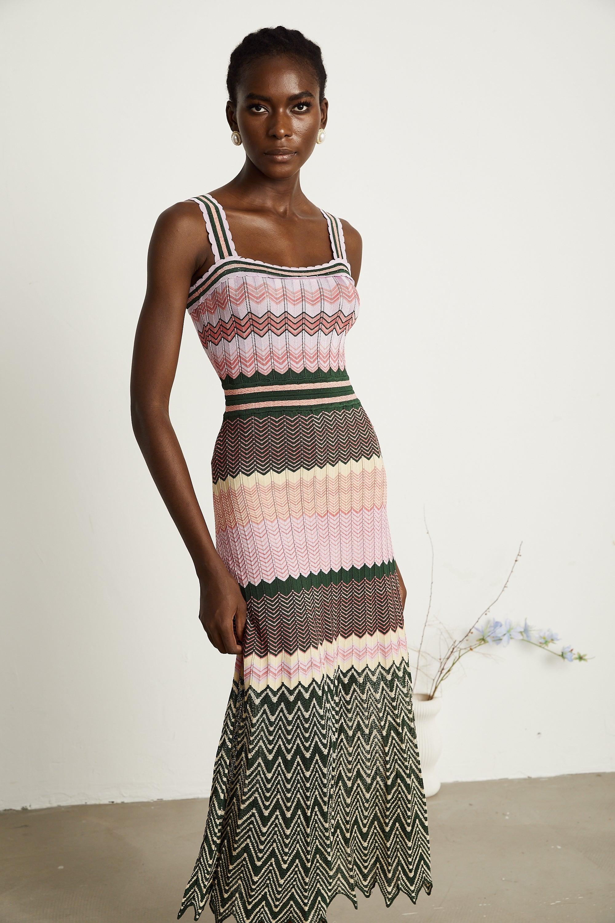 Contrast Color Knitted Midi Dress