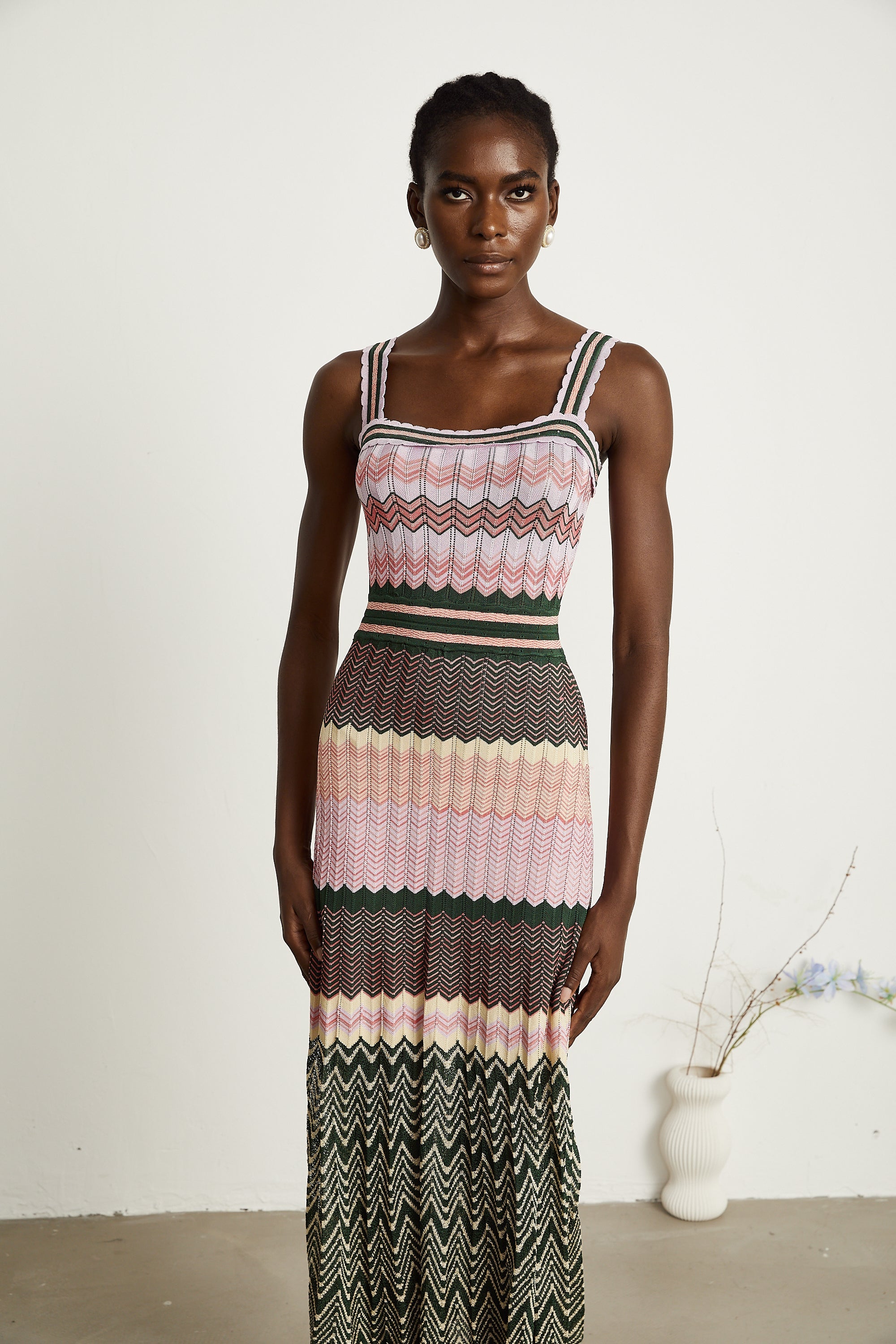 Contrast Color Knitted Midi Dress