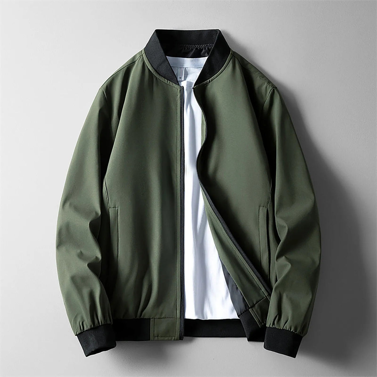 Men’s Bomber Jacket Tailored-Fit Windproof Softshell