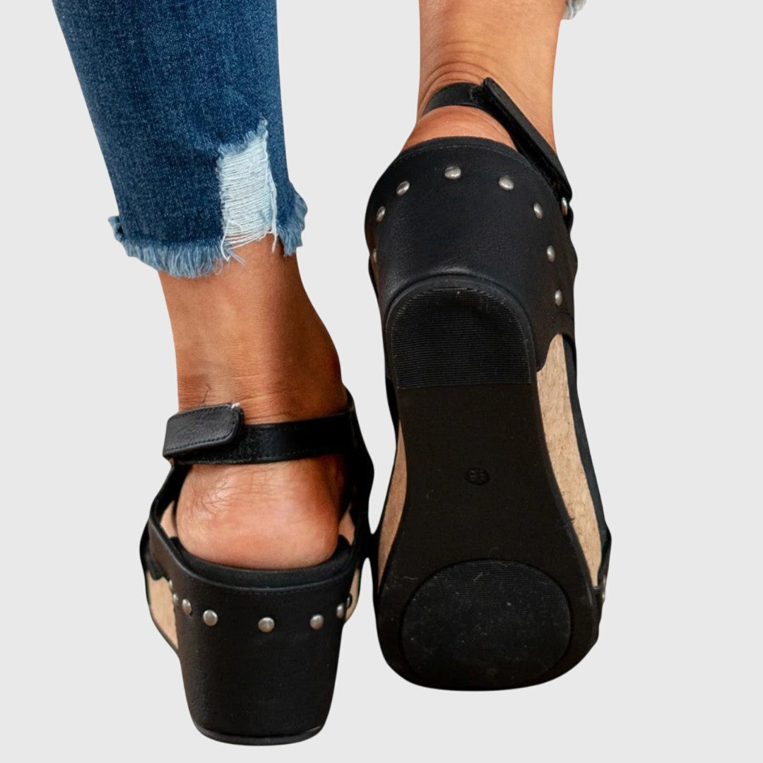 Orthopedic Flat Sandals for Everyday Wear