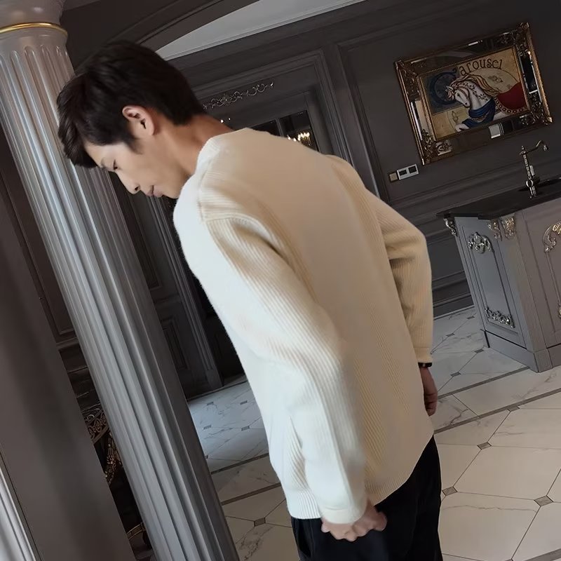 Men’s Classic Fit Solid Colour Winter Cardigan