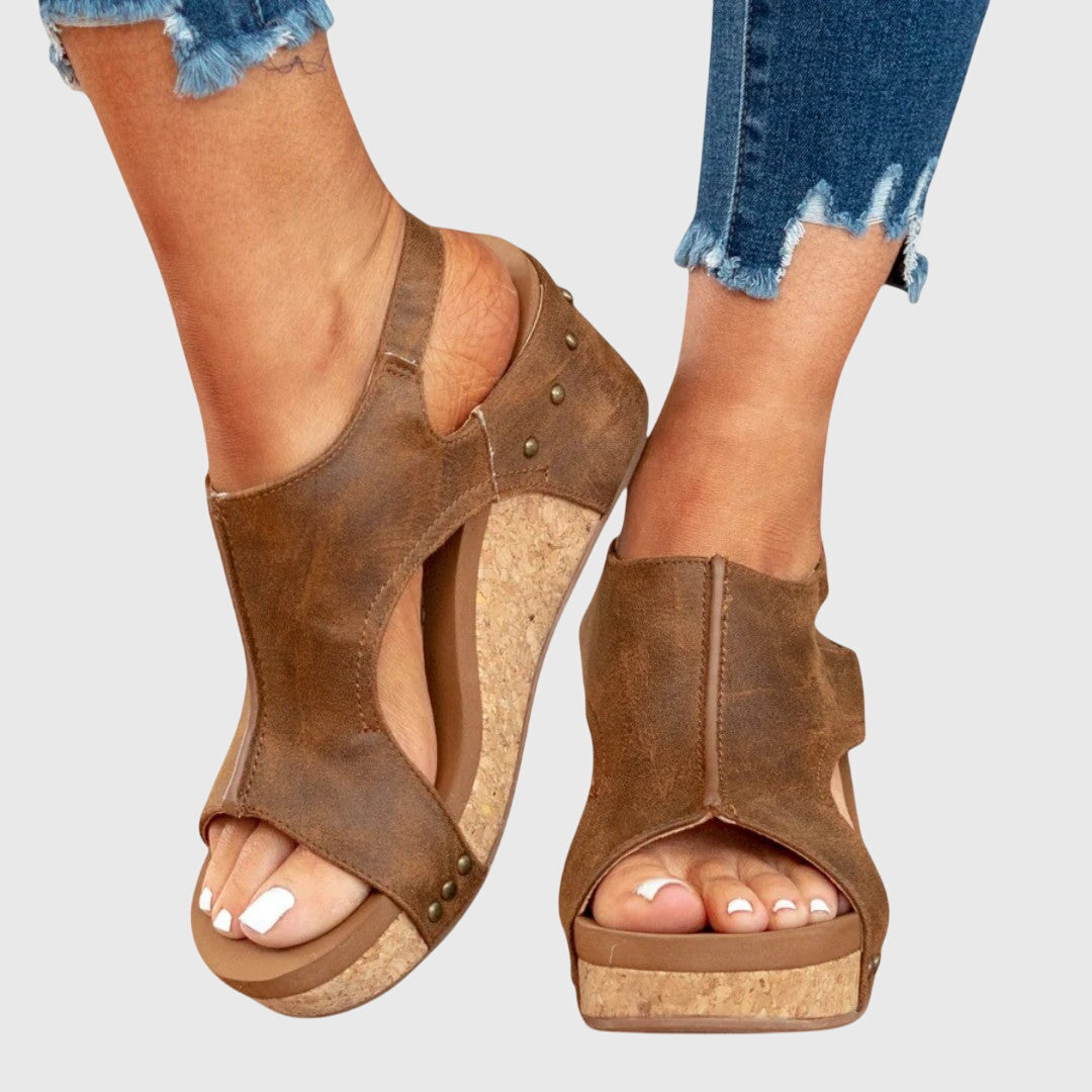 Orthopedic Flat Sandals for Everyday Wear