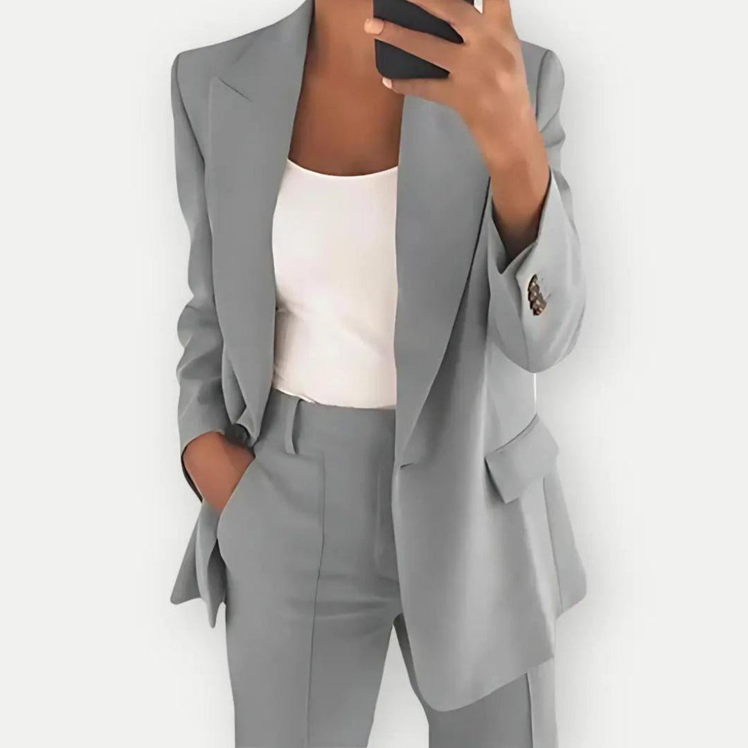 Women’s Suit Set with Tailored Blazer and Straight-Leg Trousers