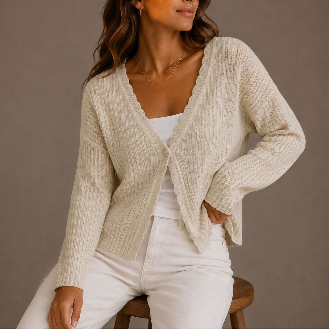 Women's Knitted Cardigan with Classic Collar and Buttons