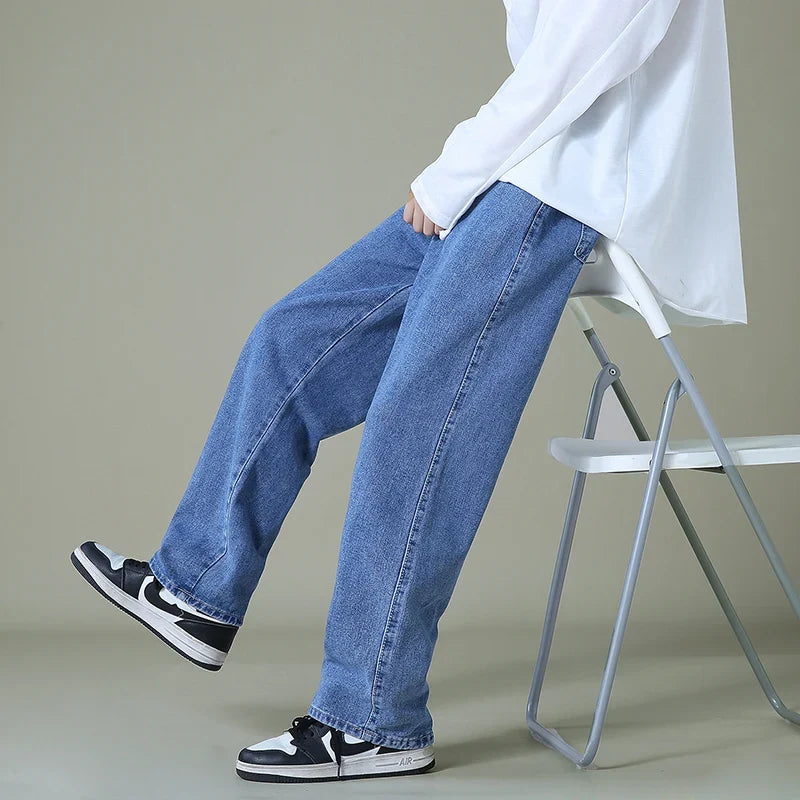 Men's Relaxed-Fit Baggy Jeans in Soft Denim