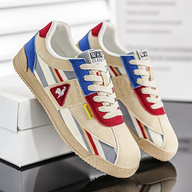 Sneakers in Retro Suede and Mesh with Sculpted Non-Slip Sole