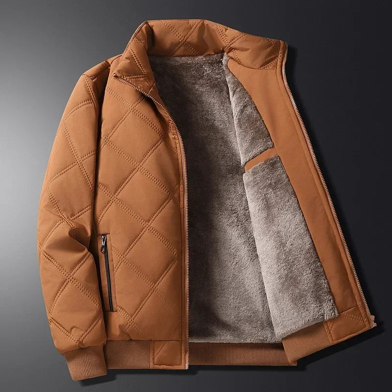 Men’s Winter Jacket with Soft Lining and Zipped Pockets