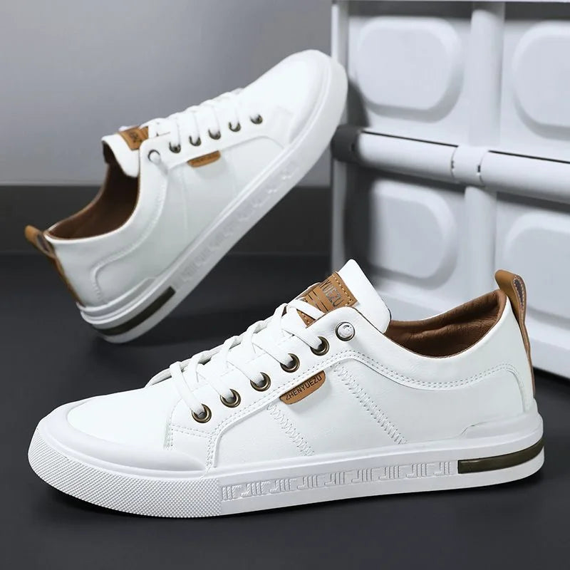 Sneakers in Two-Tone Smooth Leather with Flat Rubber Sole and Visible Stitching