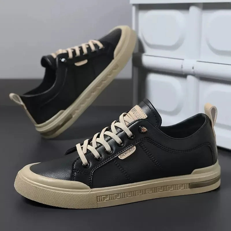 Sneakers in Two-Tone Smooth Leather with Flat Rubber Sole and Visible Stitching