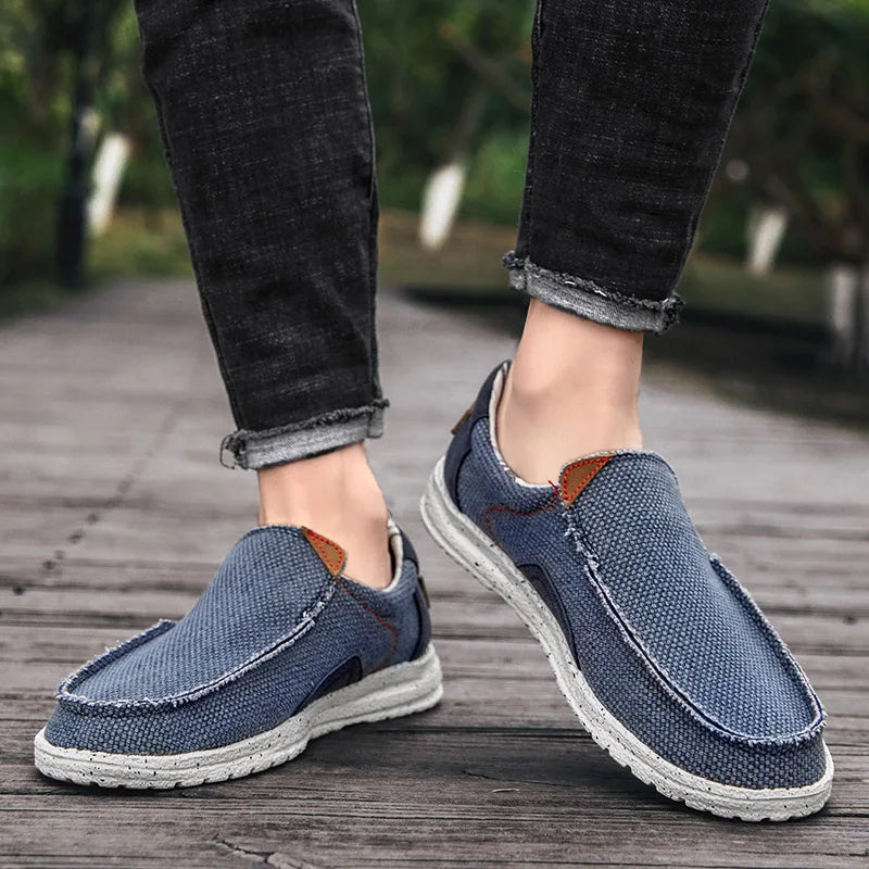 Sneakers in Lightweight Casual Canvas with Padded Lining
