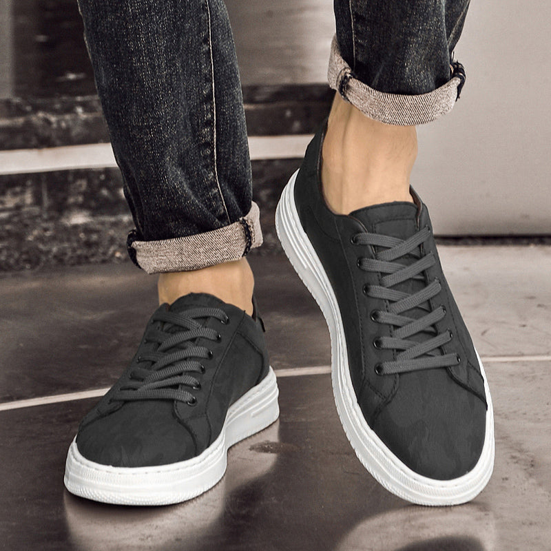 Sneakers in Versatile Design Canyon Colour Genuine Leather