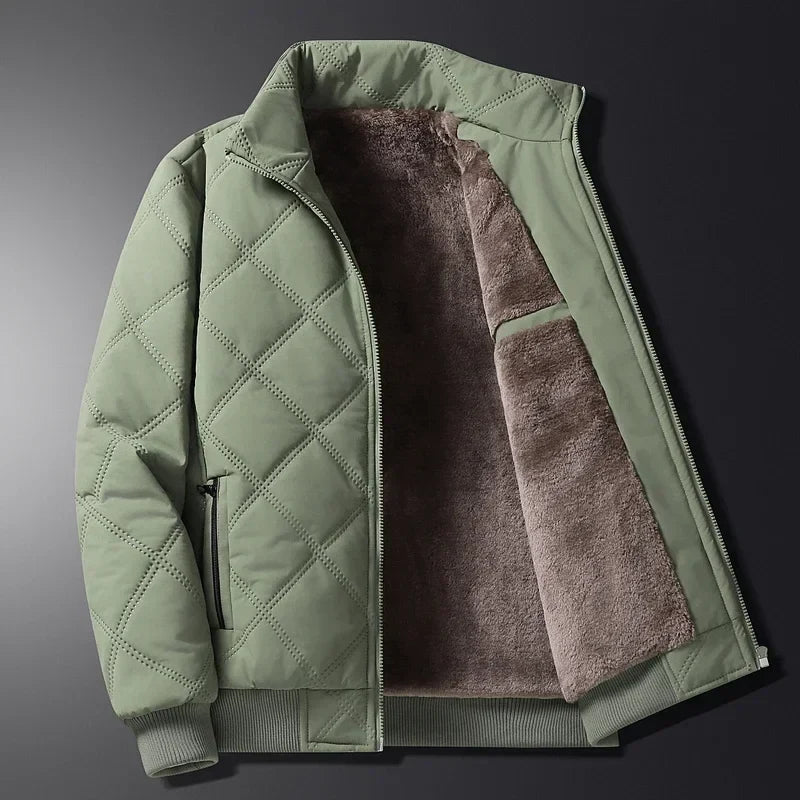 Men’s Winter Jacket with Soft Lining and Zipped Pockets