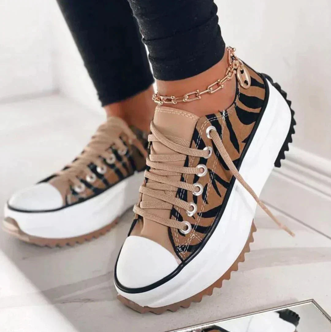 Women’s Breathable Walking Sneakers