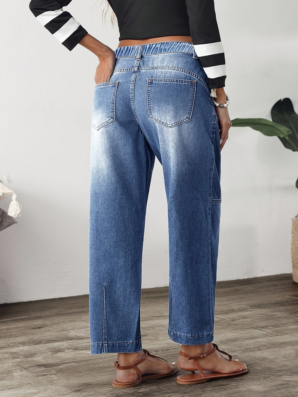 Women’s High-Waist Baggy Jeans in Faded Blue