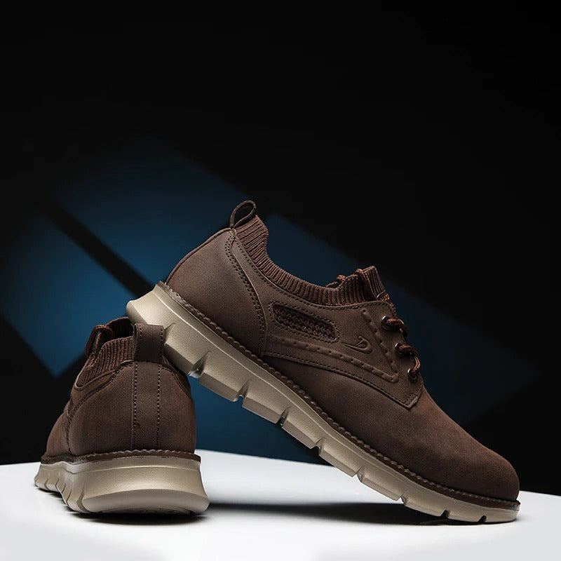Sneakers Classic Golf Shoes Without Spikes with Padded Insole and Comfortable Collar