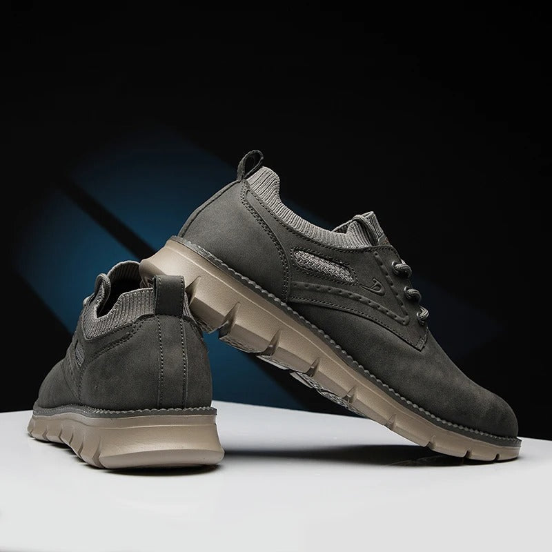 Sneakers Classic Golf Shoes Without Spikes with Padded Insole and Comfortable Collar