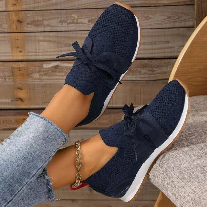 Lightweight Women’s Orthopedic Sneakers in Breathable Mesh