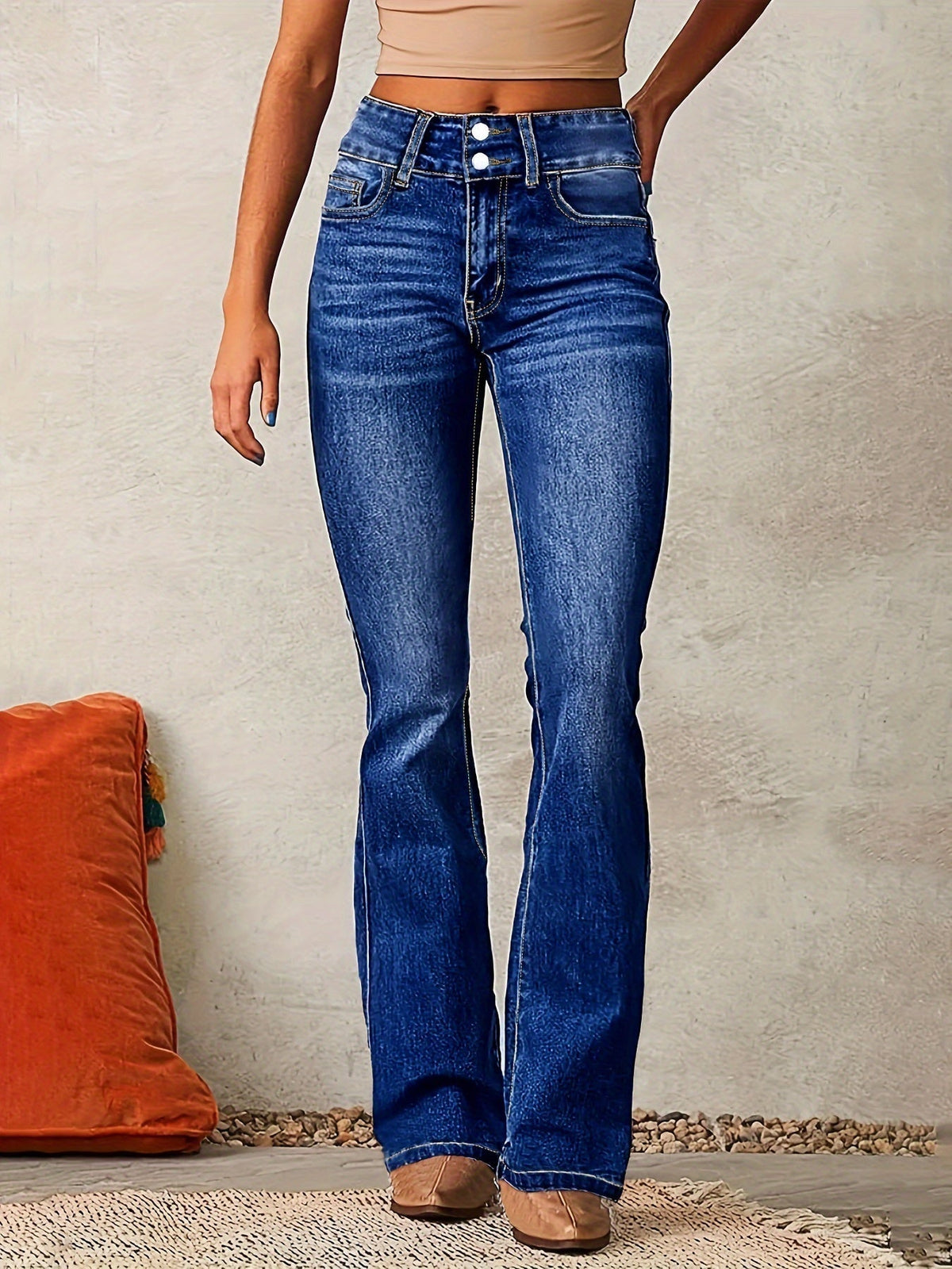Elegant High Waist Flare Jeans in Denim