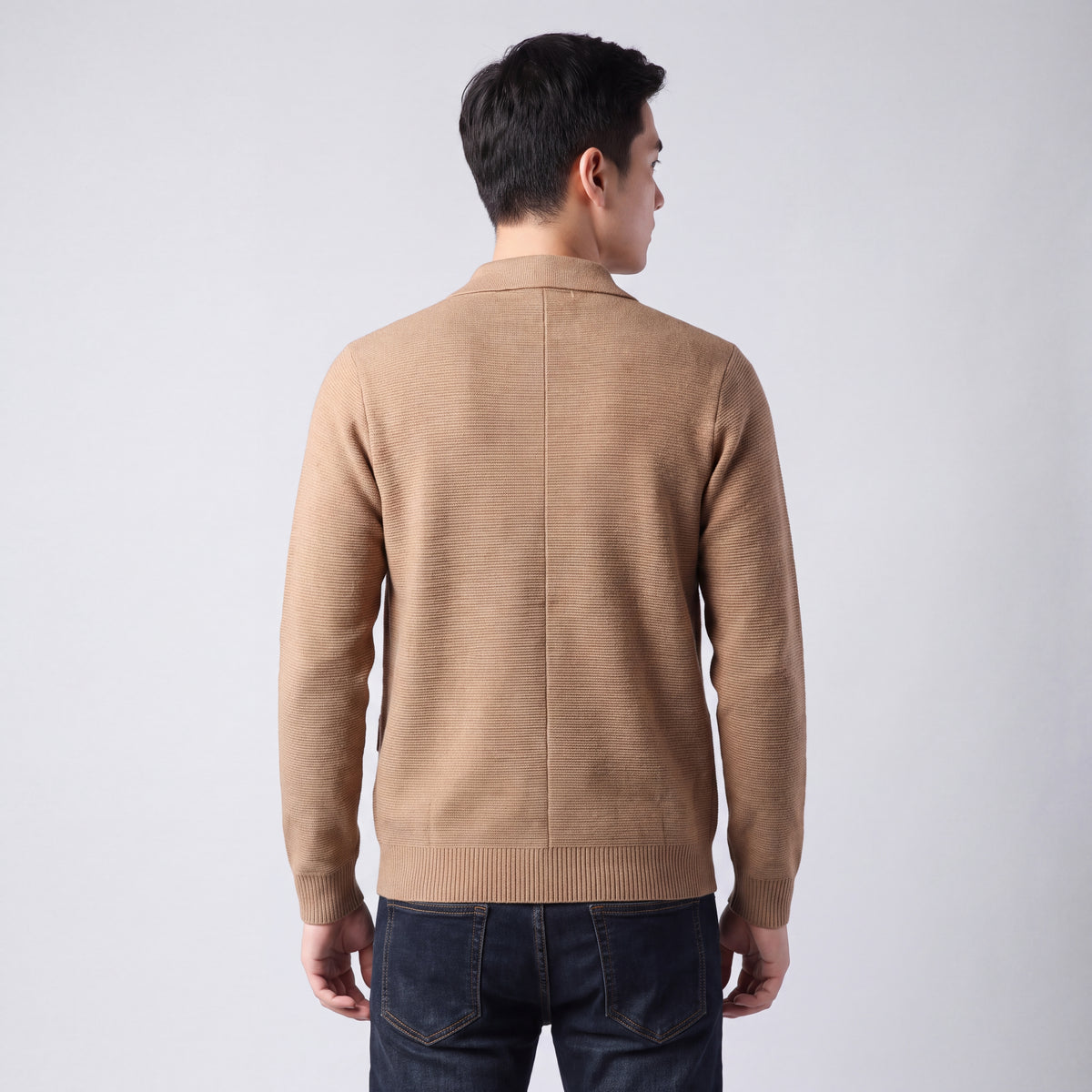 Men's Textured Knit Cardigan with Structured Collar